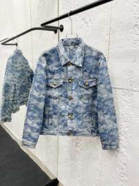 Picture of LV Sweater Suits _SKULVsz46-5230-36sytxH1163H116441169